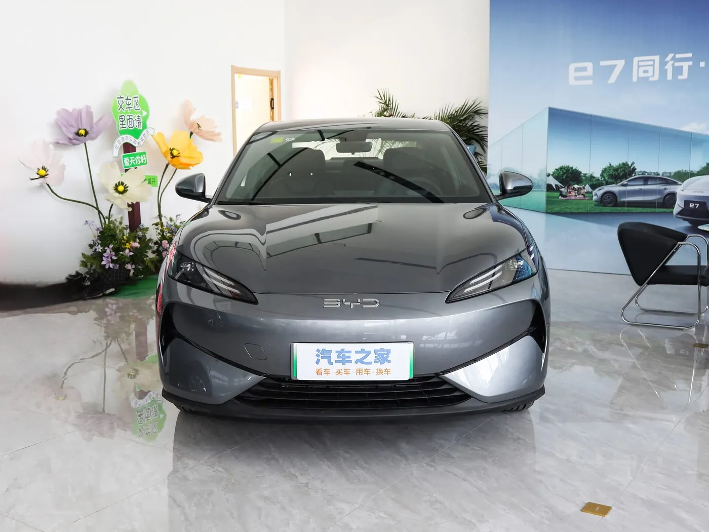 नया मॉडल BYD E7 EV कार 150 किमी/घंटा टॉप स्पीड 136HP 180Nm टॉर्क 5 सीटर इलेक्ट्रिक वाहन