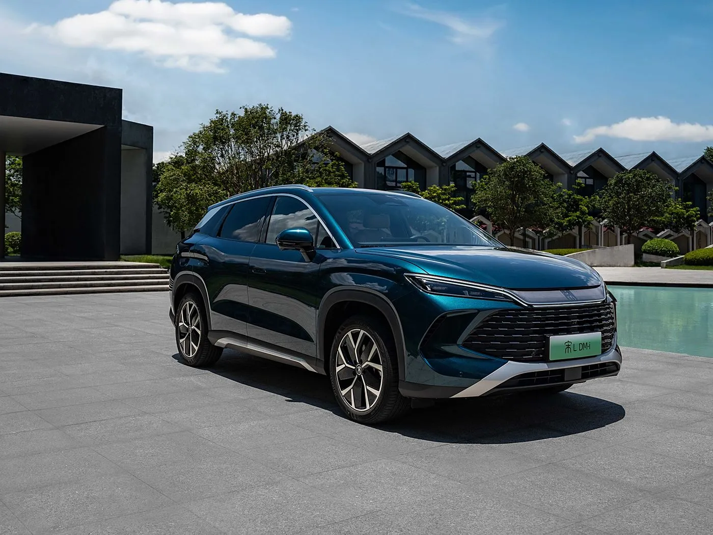 BYD सॉन्ग L DM-i कॉम्पैक्ट PHEV SUV लंबी दूरी, हाई स्पीड नई ऊर्जा वाहन DiPilot 2.0 गर्म सीटें 360° पैनोरमिक कैमरा