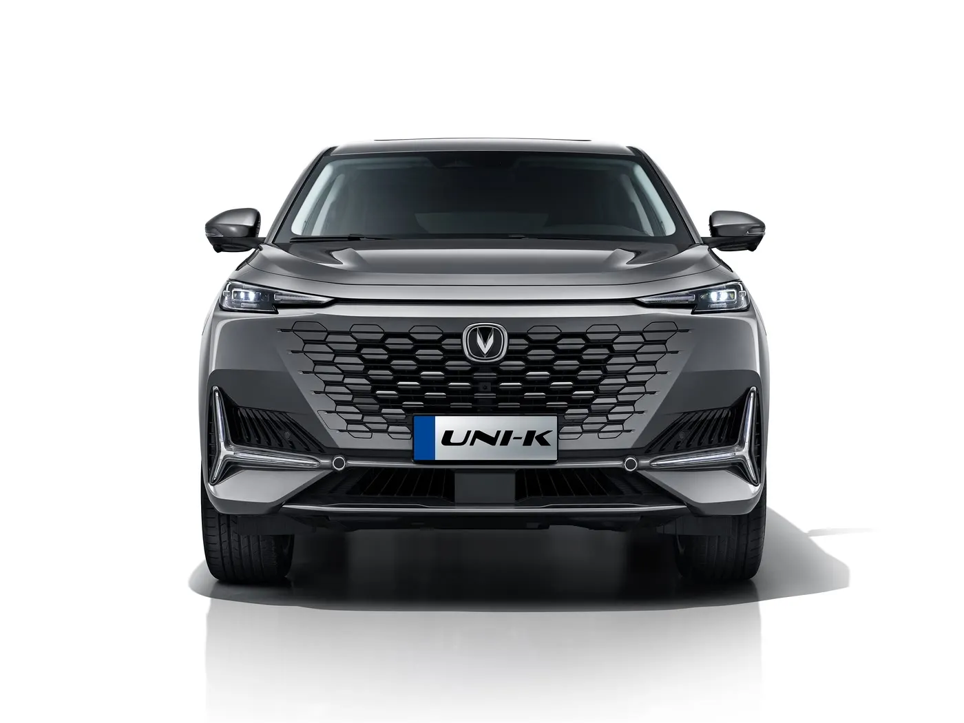लिथियम बैटरी मोटर के साथ BYD E2 लक्ज़री इलेक्ट्रिक EV सेडान SUV हैचबैक लेफ्ट स्टीयरिंग कार चीन का नया ऊर्जा वाहन