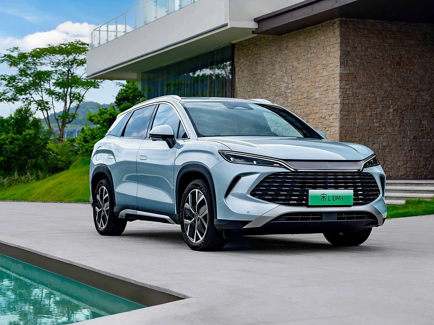 BYD सॉन्ग L DM-i कॉम्पैक्ट PHEV SUV लंबी दूरी, हाई स्पीड नई ऊर्जा वाहन DiPilot 2.0 गर्म सीटें 360° पैनोरमिक कैमरा