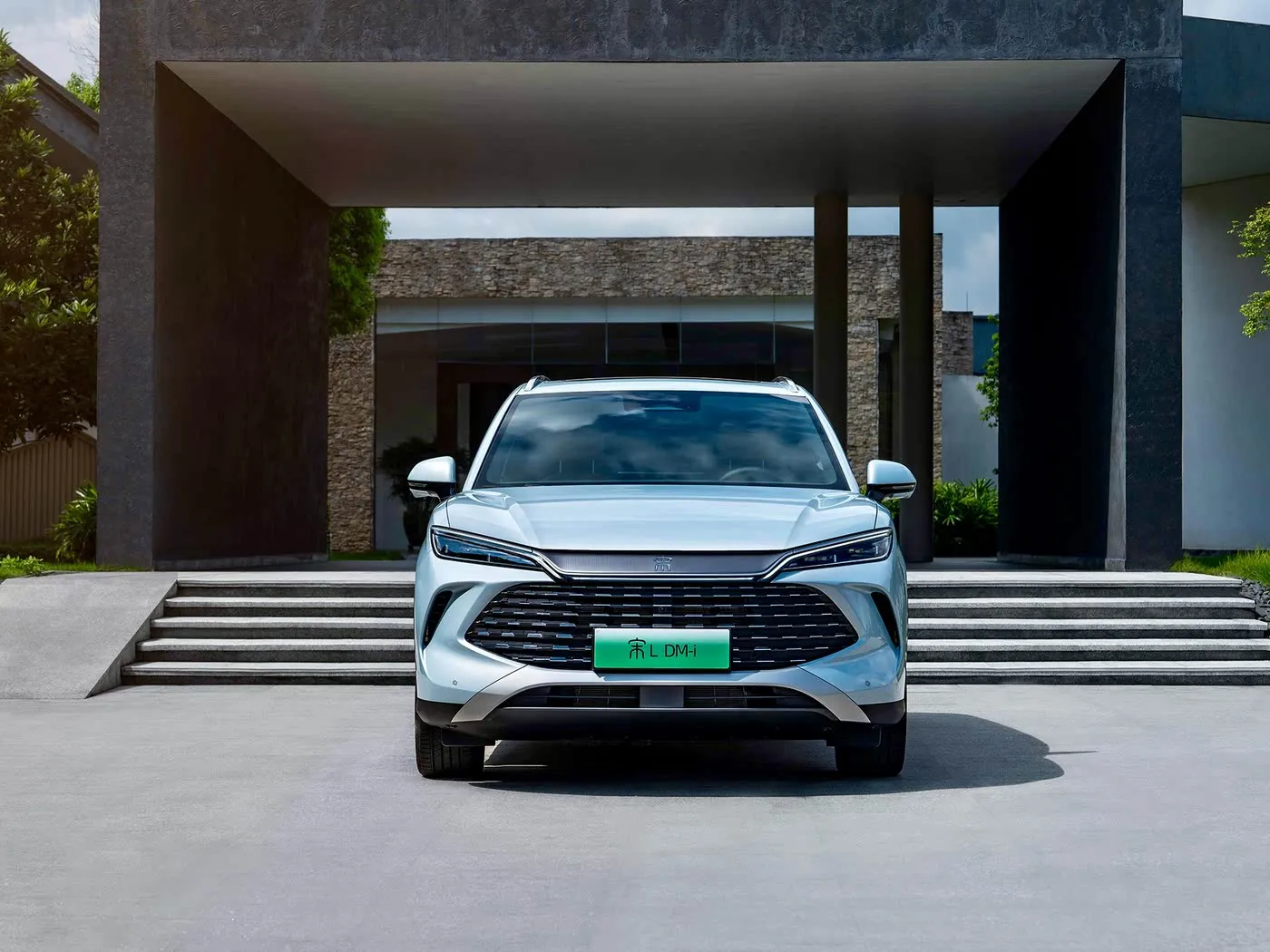 BYD सॉन्ग L DM-i कॉम्पैक्ट PHEV SUV लंबी दूरी, हाई स्पीड नई ऊर्जा वाहन DiPilot 2.0 गर्म सीटें 360° पैनोरमिक कैमरा