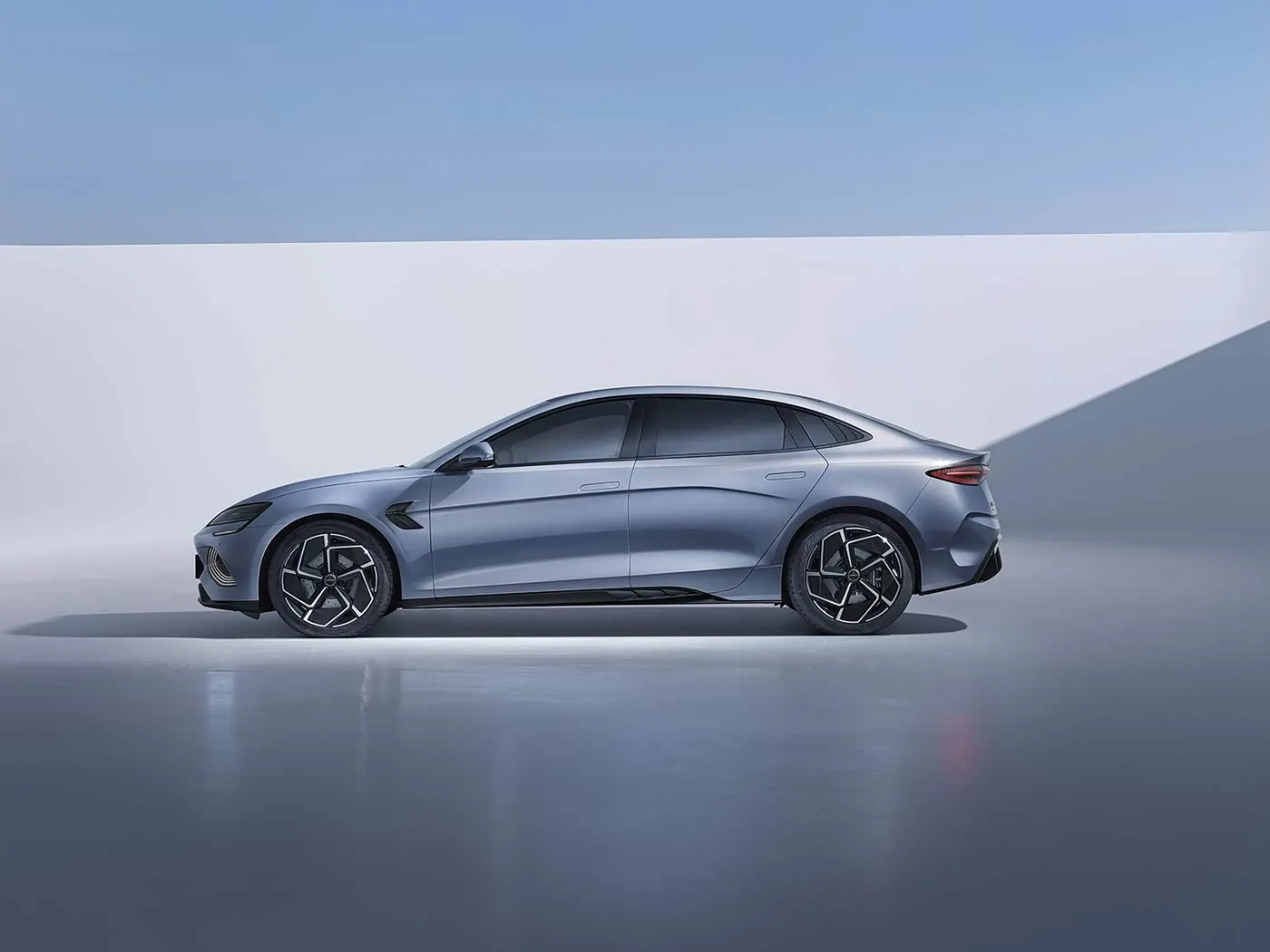 BYD सील स्मार्ट एडिशन इलेक्ट्रिक सेडान 600 AWD हाइब्रिड एडवांस्ड ड्राइविंग टेक्नोलॉजी प्रीमियम लंबी दूरी की नई ऊर्जा वाहन