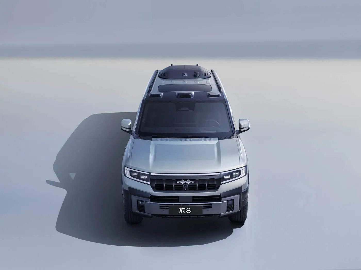 BYD लेपर्ड 8 लक्ज़री PHEV SUV 505HP उन्नत ऑफ-रोड SUV 2.0T प्लग-इन हाइब्रिड इलेक्ट्रिक SUV क्लाउड चेसिस टेक्नोलॉजी के साथ